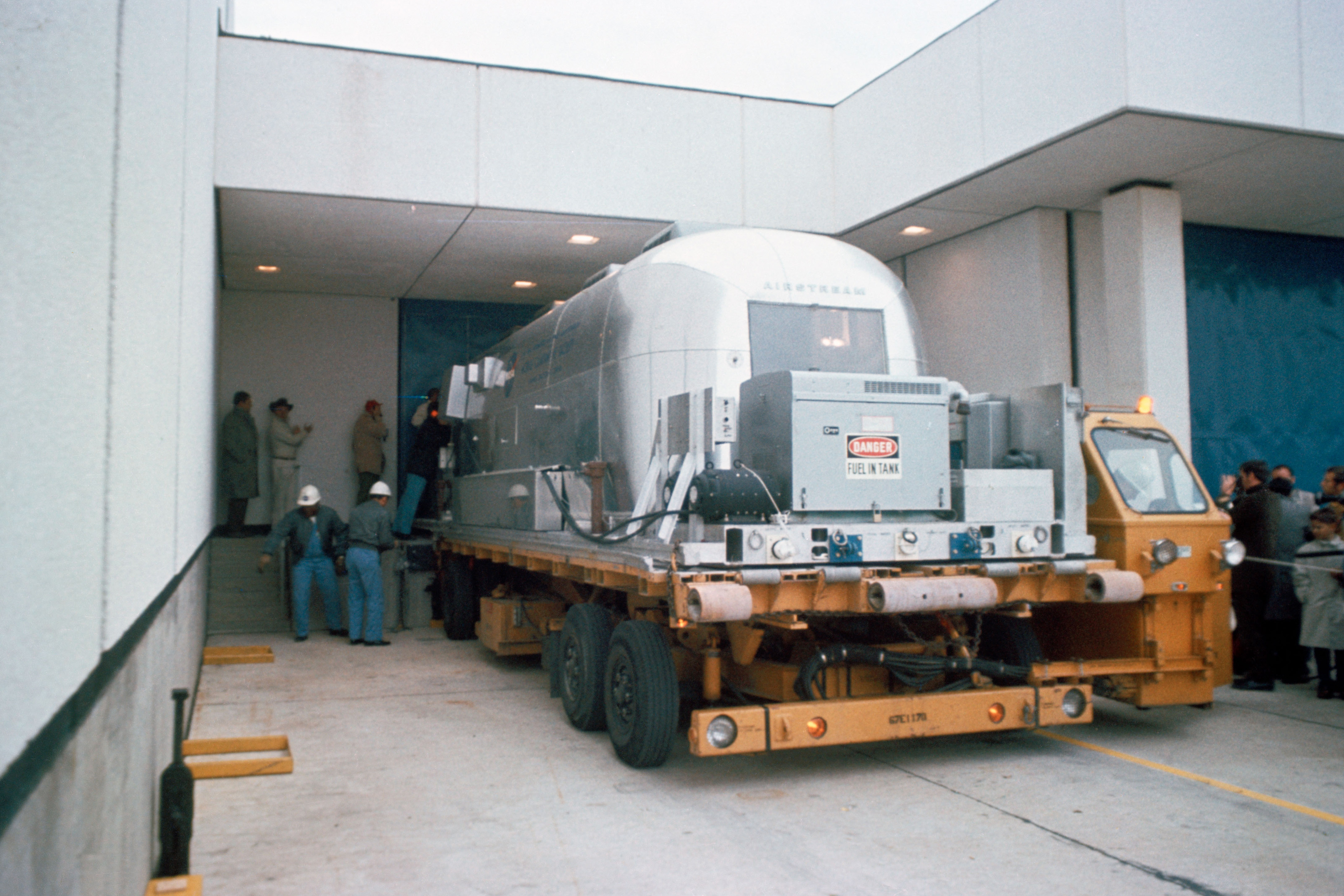 The MQF docked the MSC’s Building 37, the Lunar Receiving Laboratory