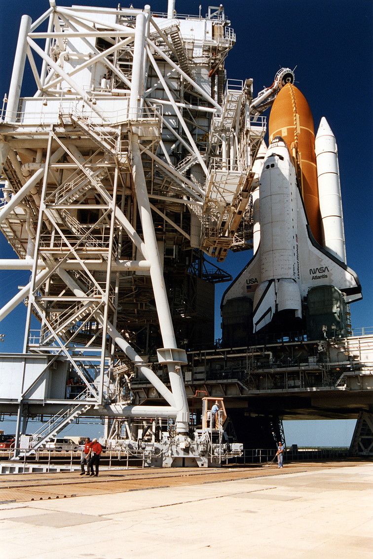 Space shuttle Atlantis at Launch Pad 39B