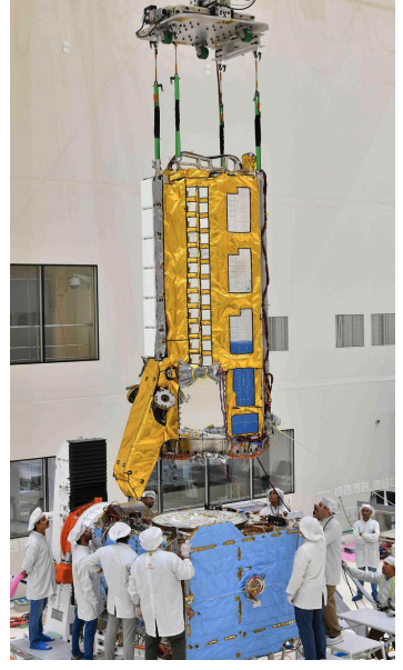 In June 2023, NISAR’s radar instrument payload and spacecraft bus were combined in an ISRO clean room facility in Bengaluru, India. Image credit: VDOS-URSC